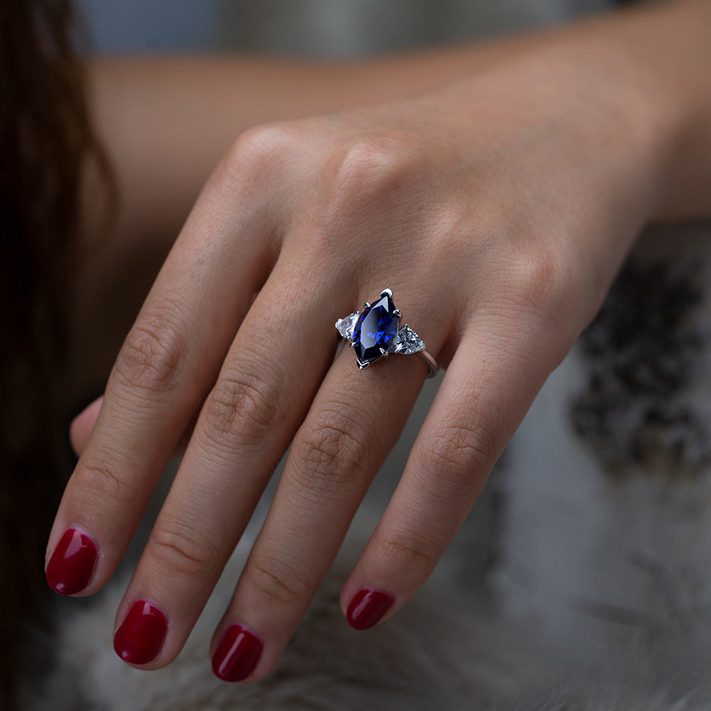 Celestia Radiant Ring – 925 Silver with Custom-Cut Zircon