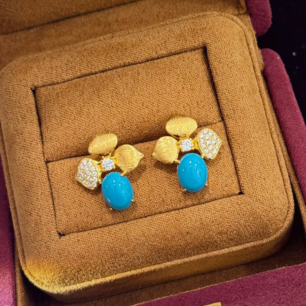 Dreamleaf Studs – S925 Silver Brushed Leaf Earrings with Turquoise Accents