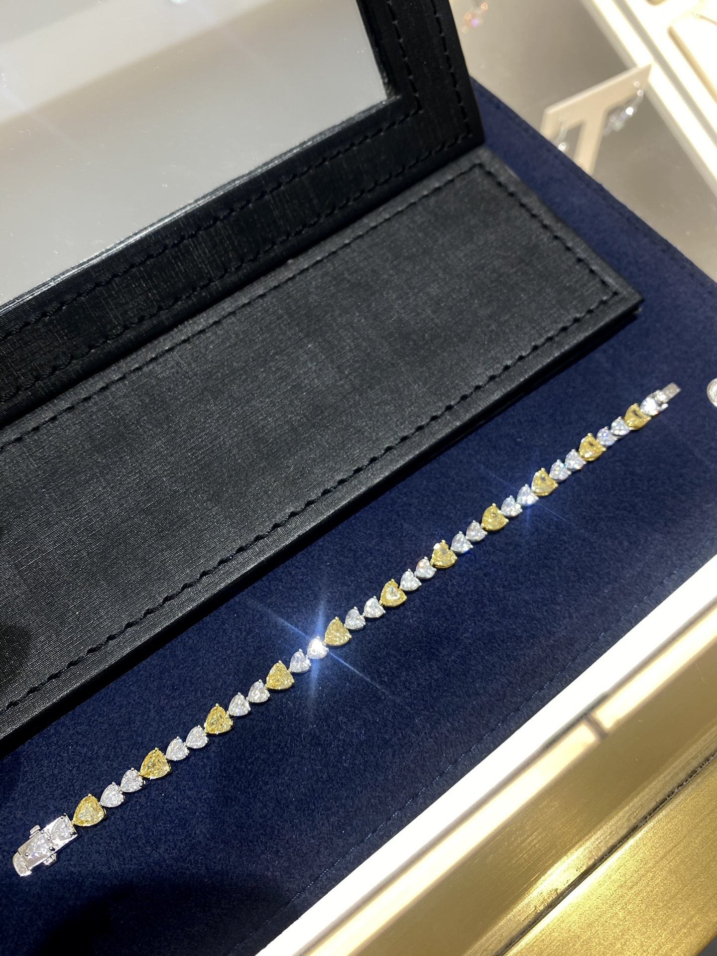 CœurDoré™ S925 Silver Yellow Diamond Heart Bracelet