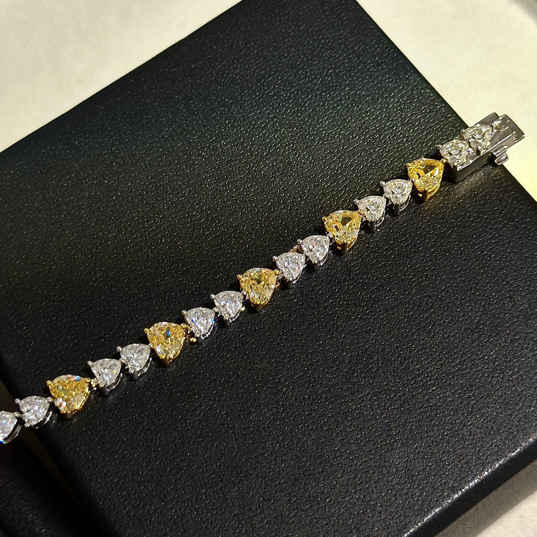 CœurDoré™ S925 Silver Yellow Diamond Heart Bracelet