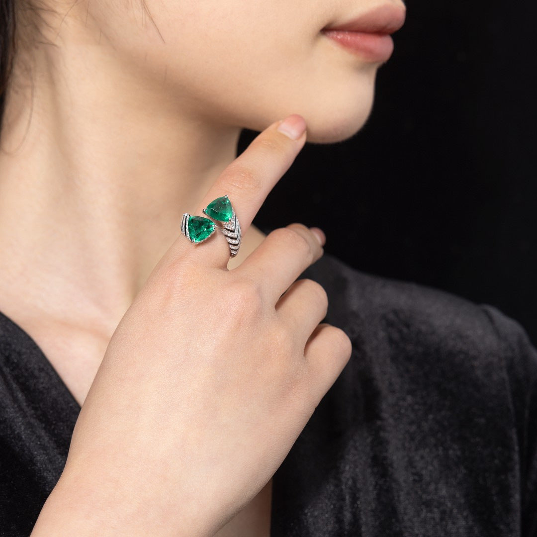Verdelune™ 925 Gold-Plated Emerald Art Deco Ring