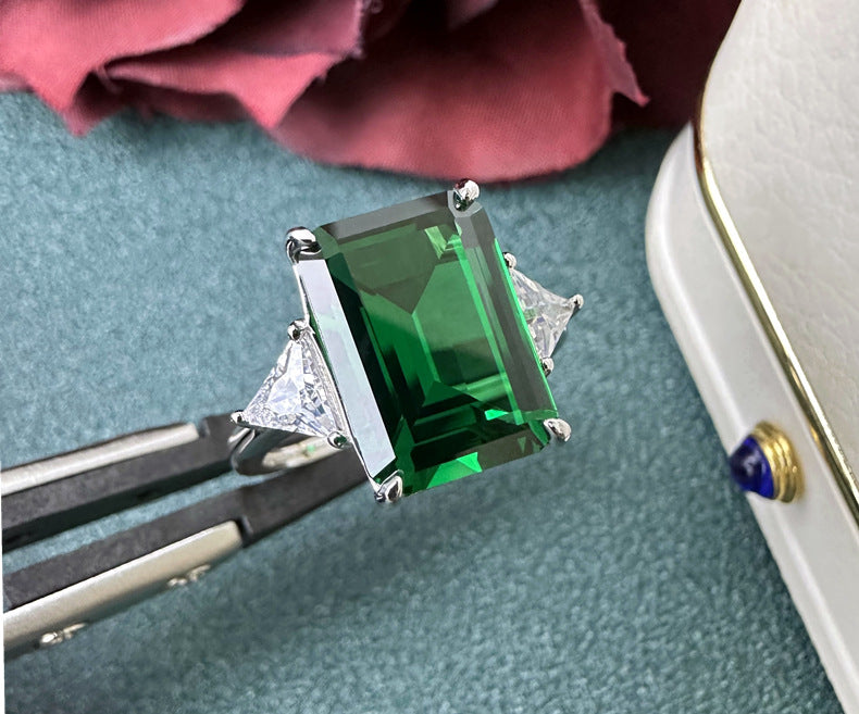 Imperial Emerald Ring – 925 Silver Statement Gem