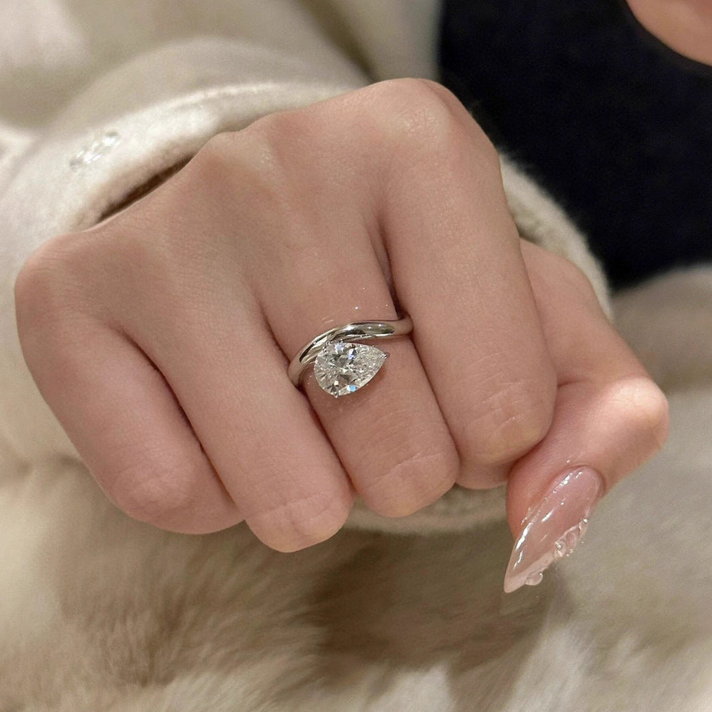 S925 Silver Teardrop Solitaire Ring