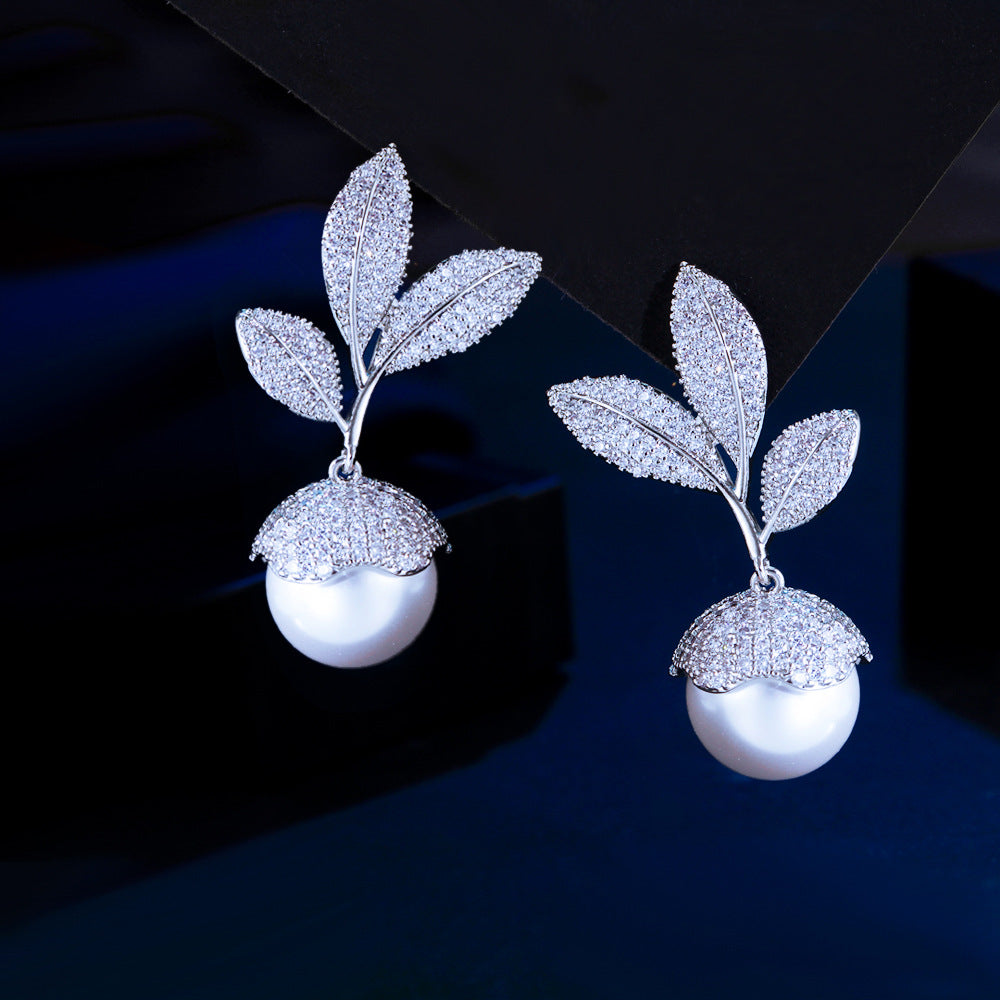 Whispering Pearl – S925 Sterling Silver Leaf Earrings