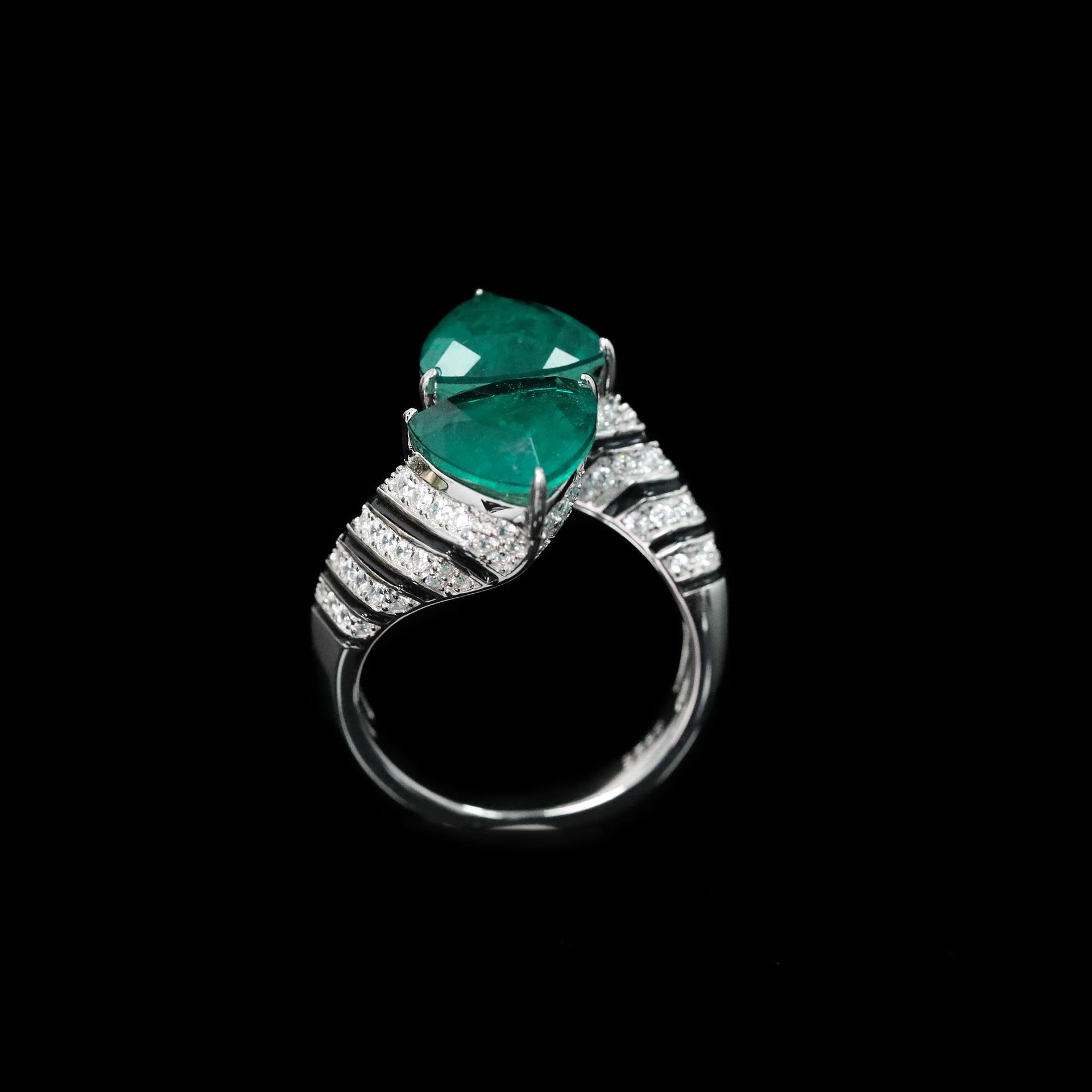 Verdelune™ 925 Gold-Plated Emerald Art Deco Ring