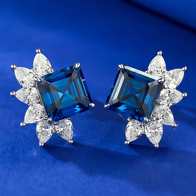 Royal Blue Radiance – Petite 8mm S925 Silver Earrings with High-Carbon Diamond Sparkle