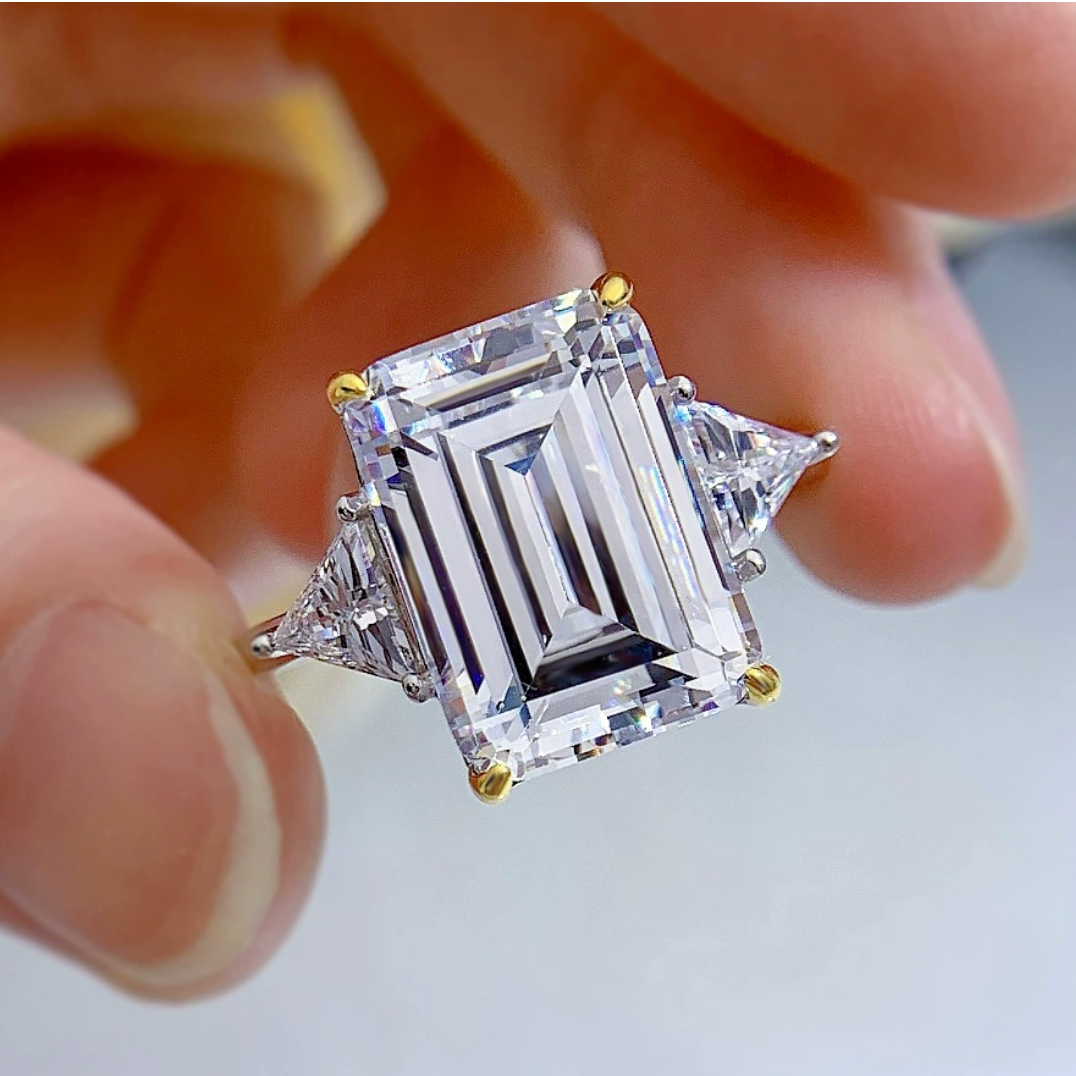 Lumière Baguette Ring – 925 Silver Elegance