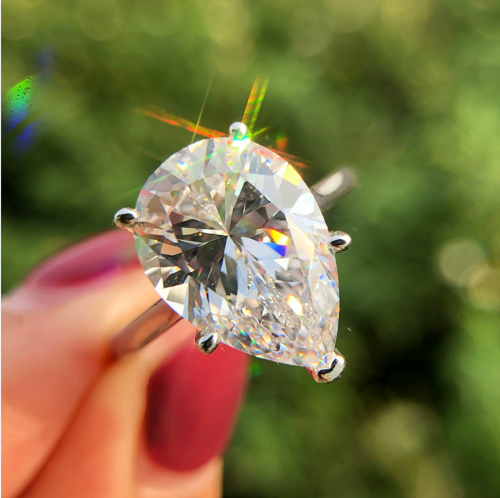 Royal Teardrop Ring – 4.5ct High-Carbon Zircon in 925 Silver