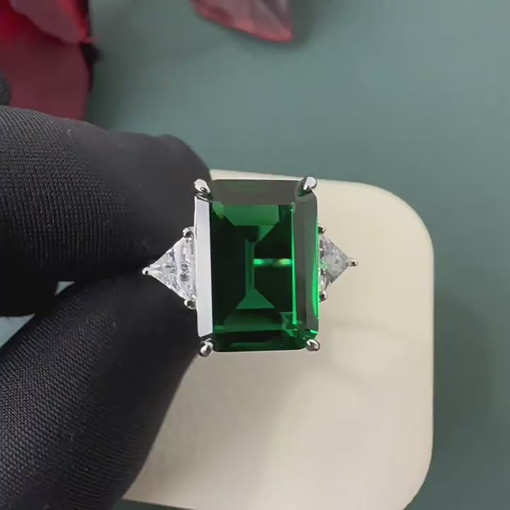 Imperial Emerald Ring – 925 Silver Statement Gem